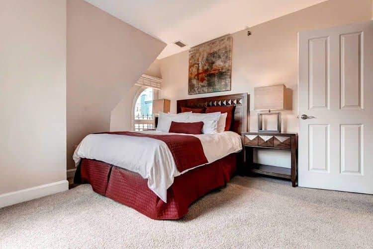 Global Luxury Suites at Back Bay Global Luxury Suites at Back Bay