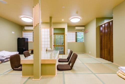 Japanese-Style Room