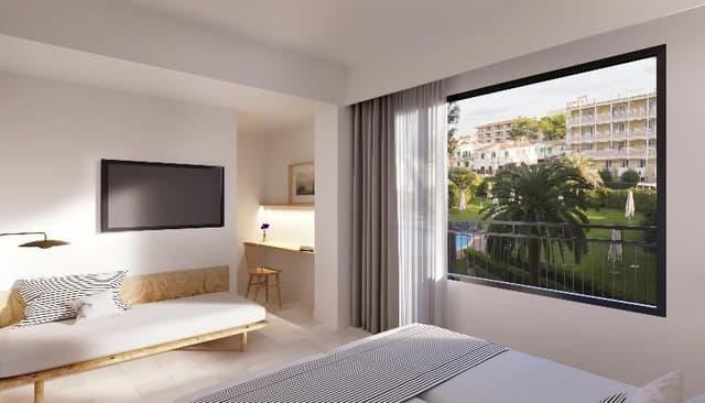 Double or Twin POOL VIEW