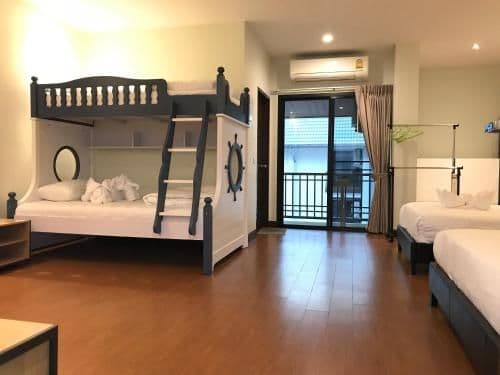 Family Suite (with Bunk Bed)