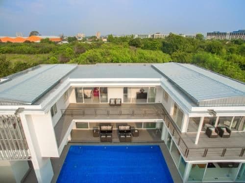 Seven-Bedroom Villa with Private Pool