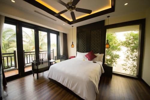 Riverside Pool Villa 4 bedrooms with BBQ