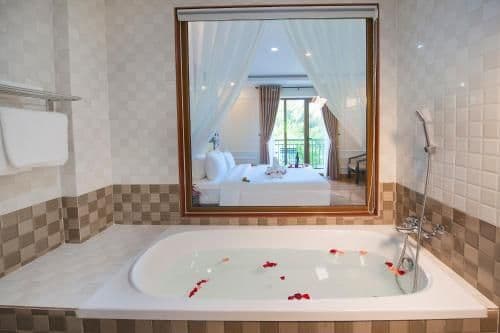 Junior Suite with Balcony
