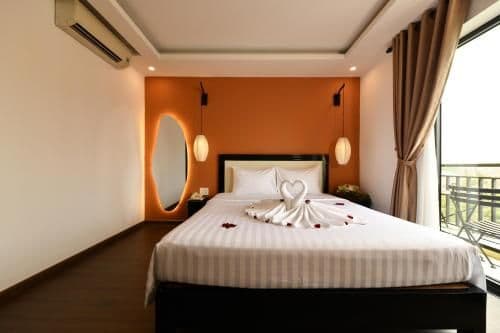 Queen Room with Balcony