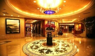โมนาร์ช พลาซ่า โฮเต็ล (Monarch Plaza Hotel)0