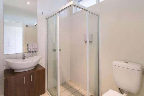 Two Bedroom Suite with Bathtub