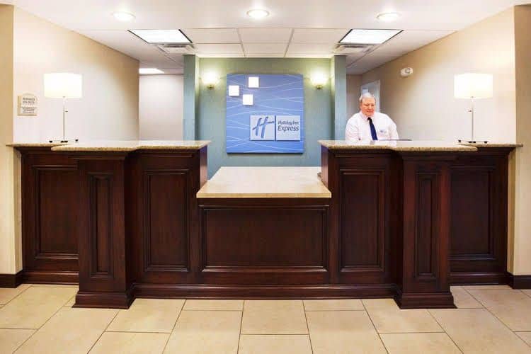 Holiday Inn Express and Suites Cincinnati Se Newport Holiday Inn Express and Suites Cincinnati Se Newport