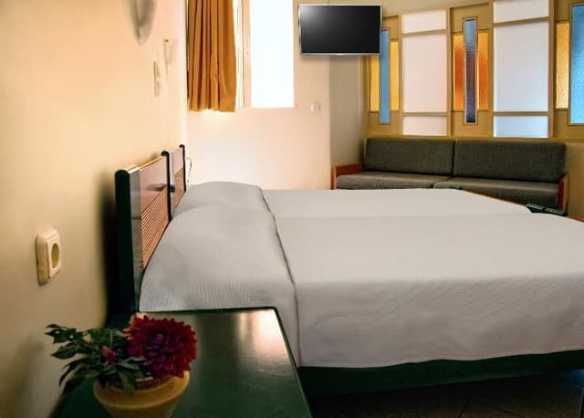APARTMENT ONE BED