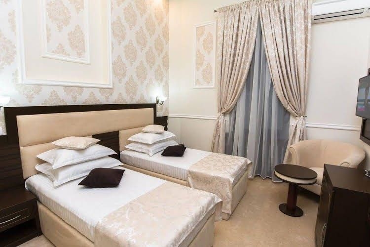 La Strada Boutique Villa0