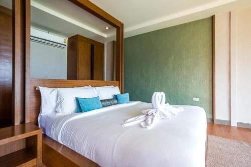 Jacuzzi Beach Villa