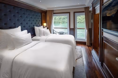 Deluxe with Balcony - 2 Day 1 Night Package