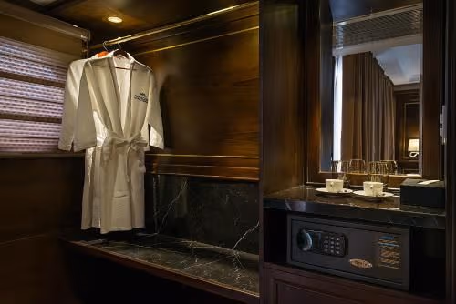 Deluxe with Balcony - 2 Day 1 Night Package