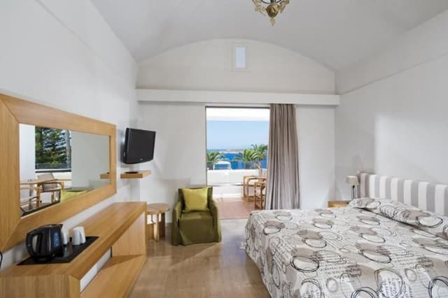 DOUBLE OCEAN VIEW