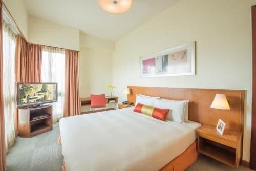 Deluxe Two-Bedroom Apartment