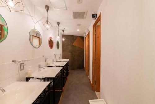 Wise Owl Hostels Tokyo1