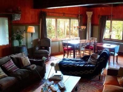 Los Juncos Lake House2