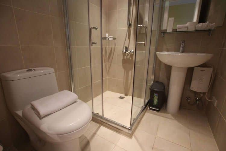 SIGLO SUITES @ The Knightsbridge Residences SIGLO SUITES @ The Knightsbridge Residences