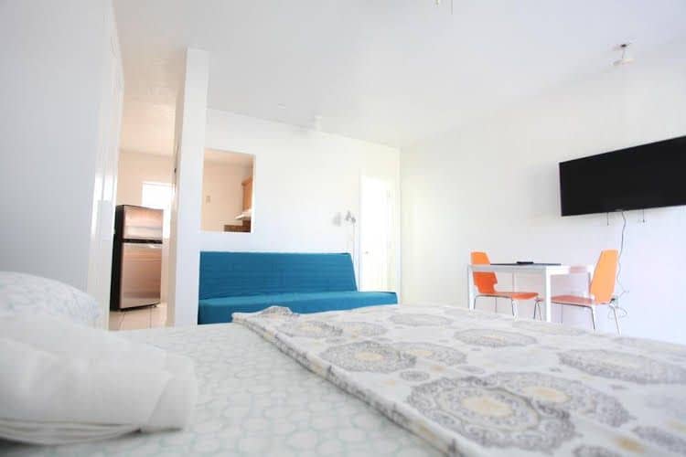 Artrageous Flats Wynwood Artrageous Flats Wynwood