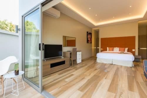 Deluxe Five-Bedroom Pool Villa with Sea View