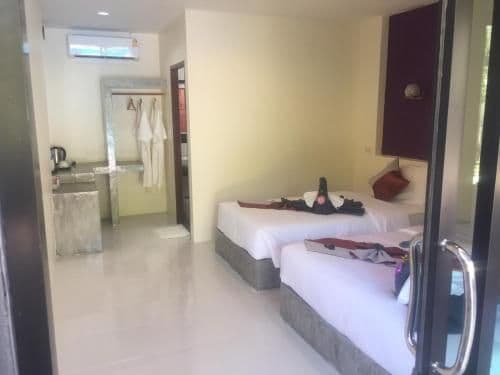 Triple Room with Pool View