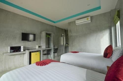 Deluxe Twin Room