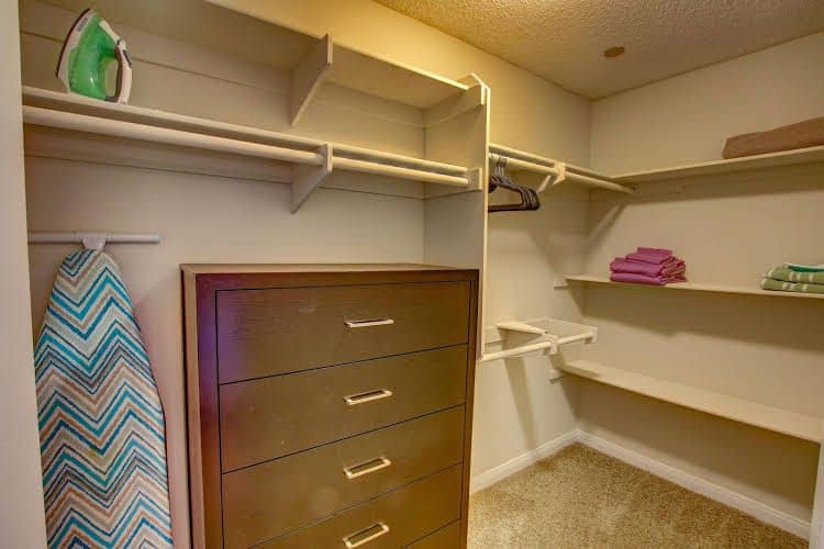 Sunshine Suites at Hillcrest Sunshine Suites at Hillcrest