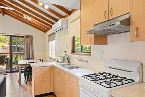 Superior 2 Bedroom Spa Cabin - Sleeps 6