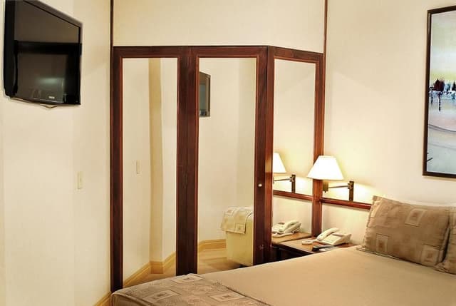 SUITE TWO BEDS