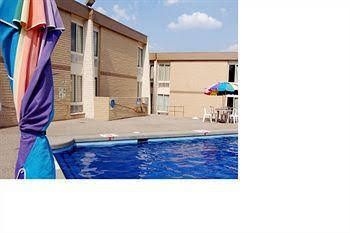 Springdale Inn and Suites0