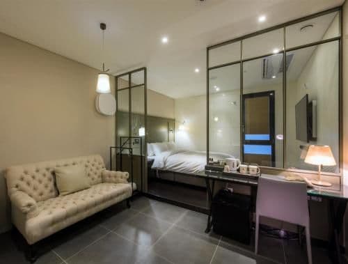 Superior Double Room with Free Breakfast