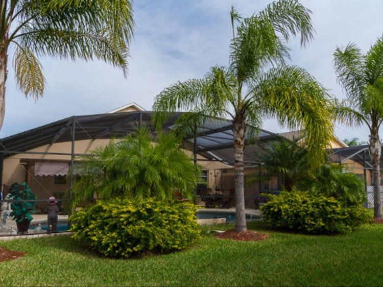 Cristines Seasons Villa0