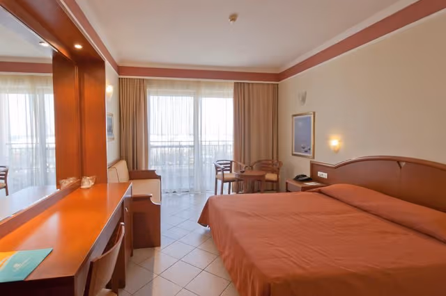 Double or Twin SIDE SEA VIEW