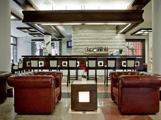 Crocus Hotel0