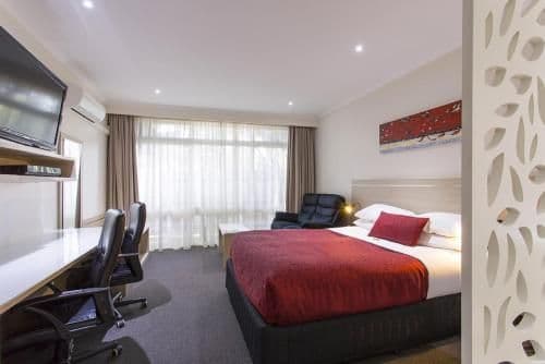 Executive Queen Room