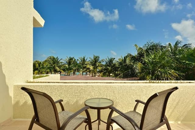 VILLA GARDEN VIEW