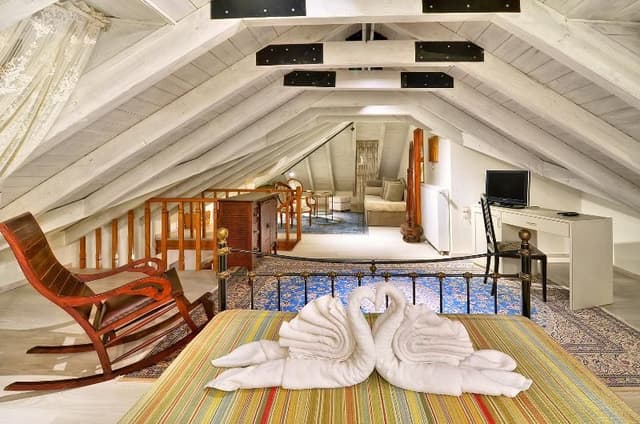 SUITE EXECUTIVE