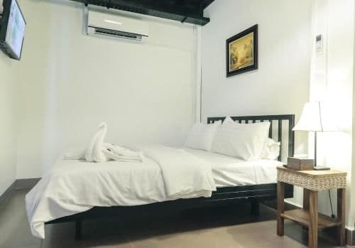 Deluxe Double Room - No Window