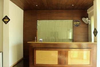 OYO Premium Near Udaipur Railway Station OYO Premium Near Udaipur Railway Station