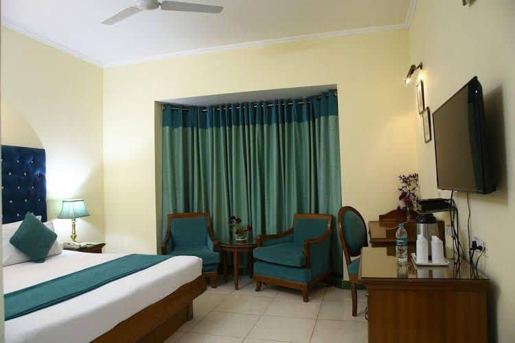 Fab Conclave Inn Nehru Place Fab Conclave Inn Nehru Place