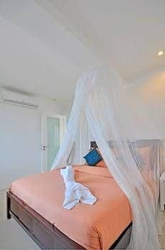 Karuna Suites Karuna Suites