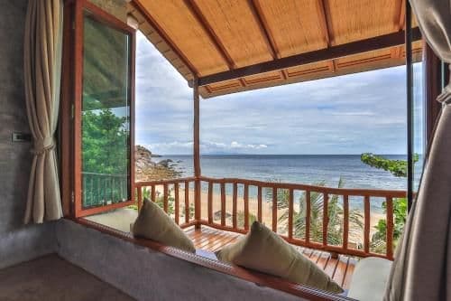 Deluxe Beach Front