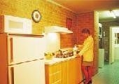 อินเนอร์ ซิตี้ อพาร์ตเมนต์ส (City Stay Apartment Hotel)2