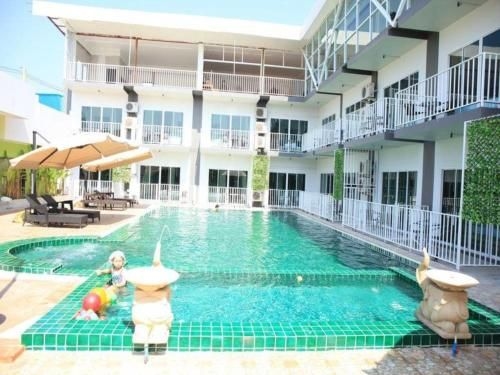 Anantra Pattaya Resort0