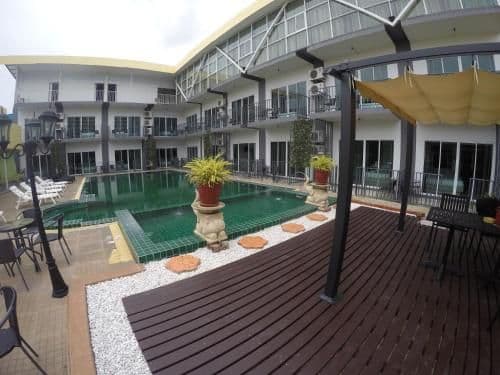 Deluxe Double Room with Pool Access