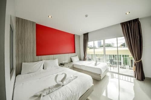 Deluxe Twin Room with Pool View