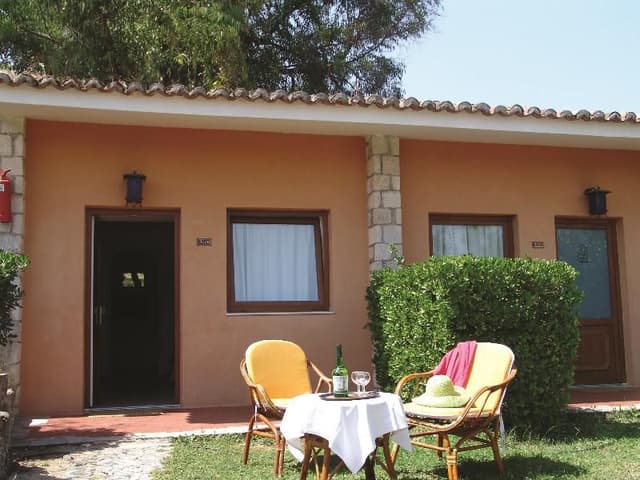 BUNGALOW GARDEN VIEW
