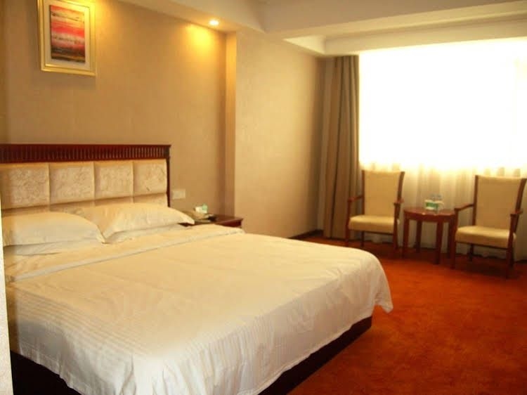 GreenTree Inn Guangdong Shantou Chaoyang Mianxi Road Business0