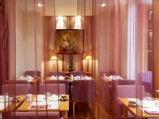 โรงแรมเลอ วัลท์ (Hotel le Walt)0