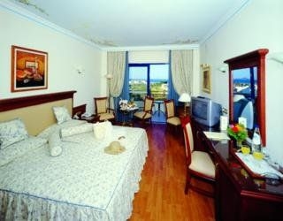Atrium Palace2