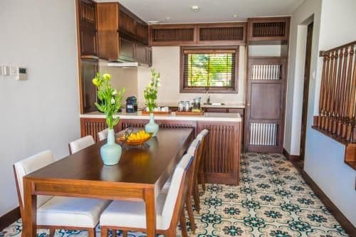 Three-Bedroom Villa with Private Pool - Hilltop